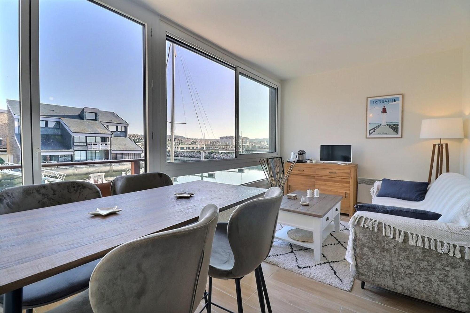 Sublime Apartment Facing The Port & Planches ドーヴィル エクステリア 写真